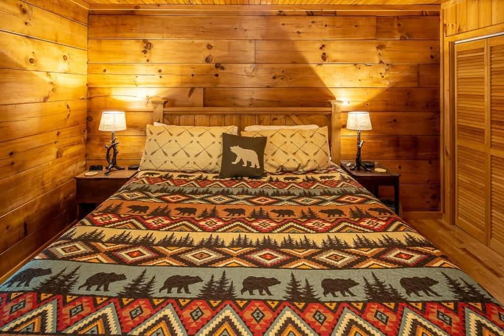 Cozy 'Grey Fox' Cabin Between Boone & Блоуінг-Рок Екстер'єр фото